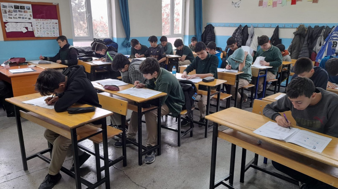 8. Sınıf Öğrencilerimize Yönelik Seviye Tespit Sınavı (Deneme) Uygulandı